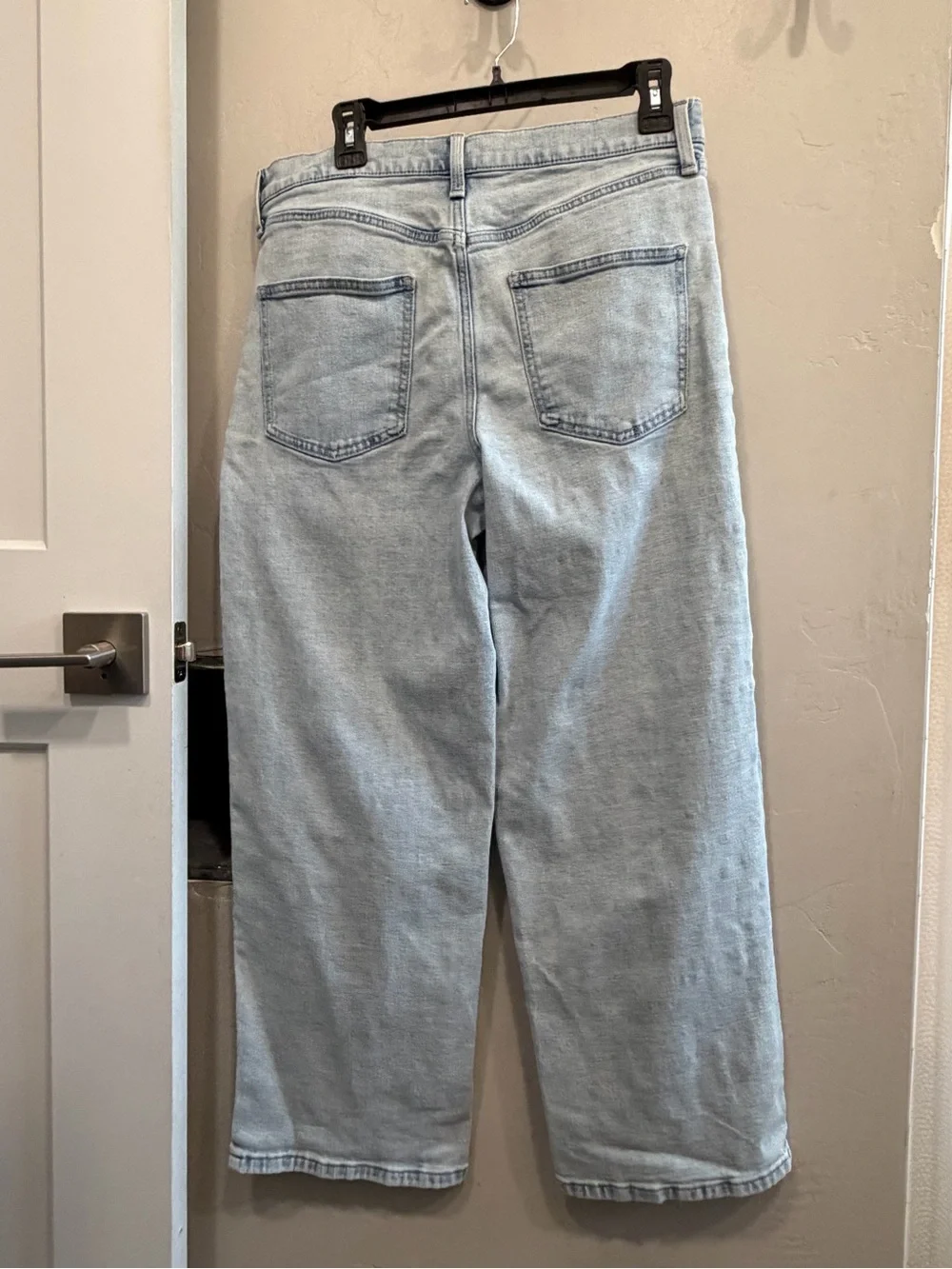 Banana Republic Factory Straight Leg Cropped High Rise Denim - Picture 3 of 4